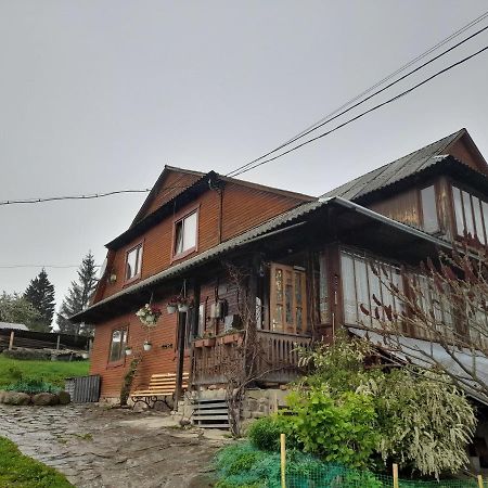 Na Gorbochku U Natali Hotel Ворохта Екстериор снимка